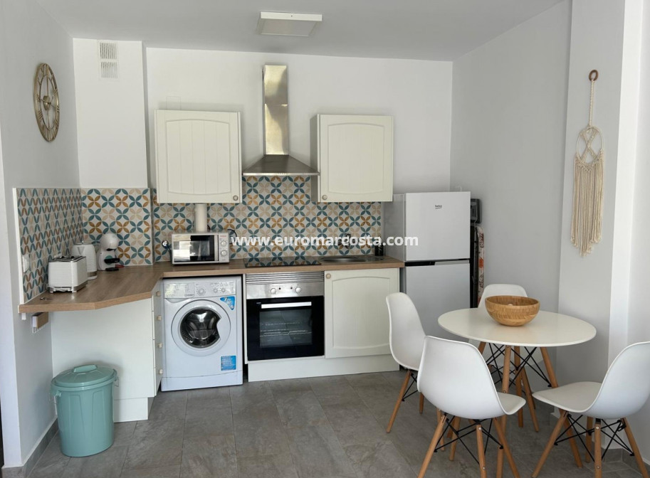 Objekte zum Wiederverkauf - Wohnung - Orihuela Costa