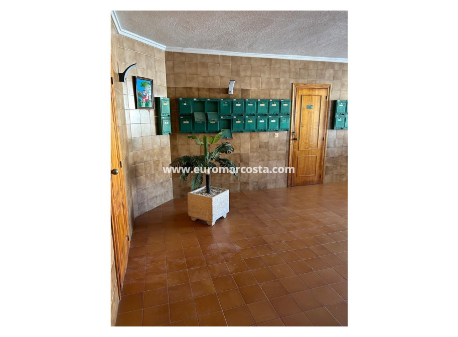 Objekte zum Wiederverkauf - Wohnung - Orihuela Costa