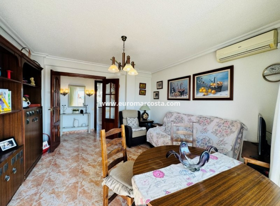 Sale - Apartment / flat - La Mata