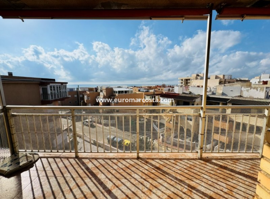 Sale - Apartment / flat - La Mata