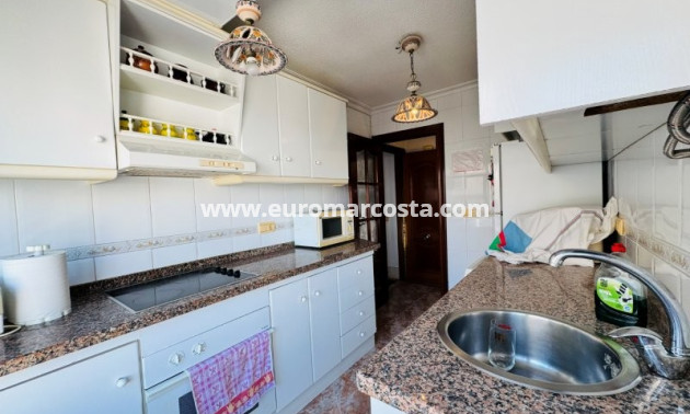 Sale - Apartment / flat - La Mata