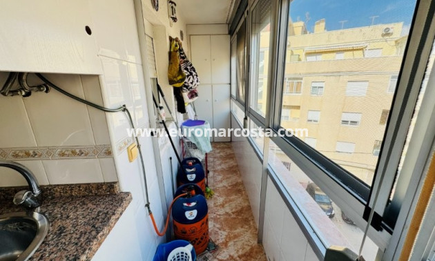Sale - Apartment / flat - La Mata