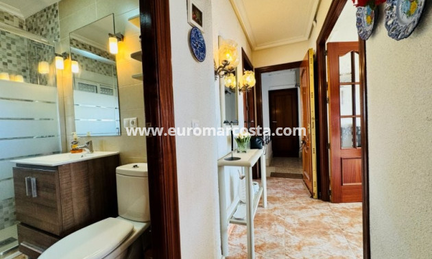 Sale - Apartment / flat - La Mata