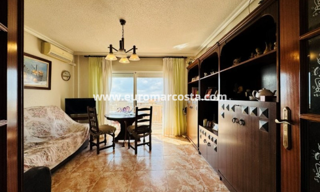 Sale - Apartment / flat - La Mata