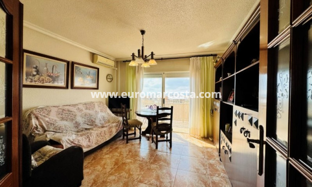 Sale - Apartment / flat - La Mata