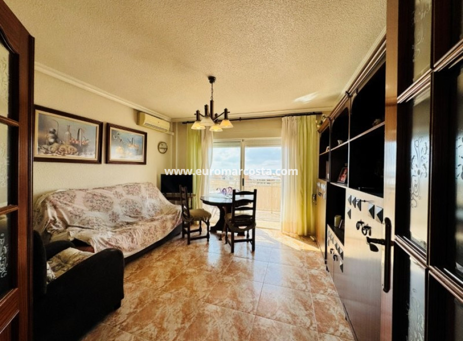 Sale - Apartment / flat - La Mata