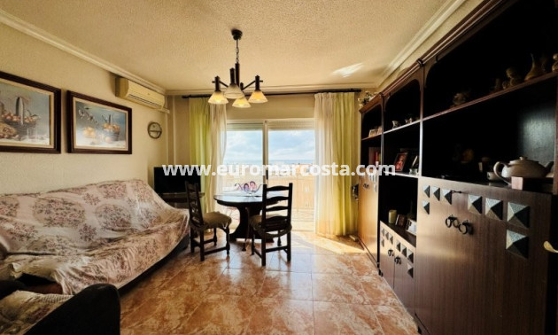 Sale - Apartment / flat - La Mata
