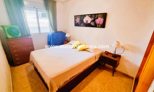Objekte zum Wiederverkauf - Wohnung - Torrevieja Centro - Torrevieja