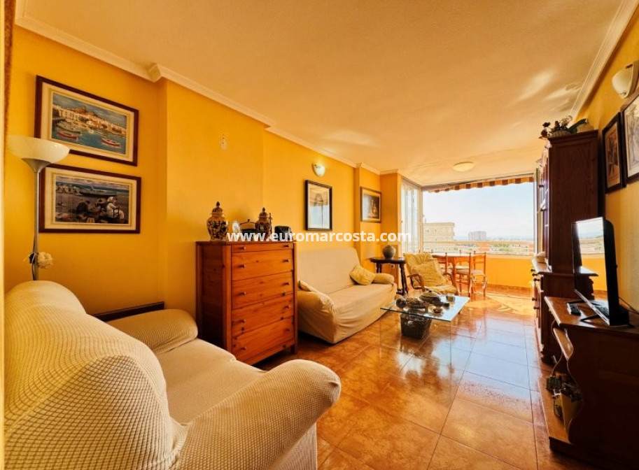 Objekte zum Wiederverkauf - Wohnung - Torrevieja - TORREVIEJA