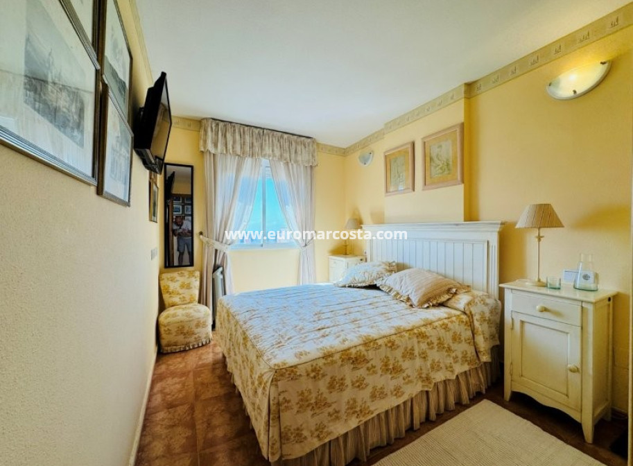 Objekte zum Wiederverkauf - Wohnung - Torrevieja - TORREVIEJA