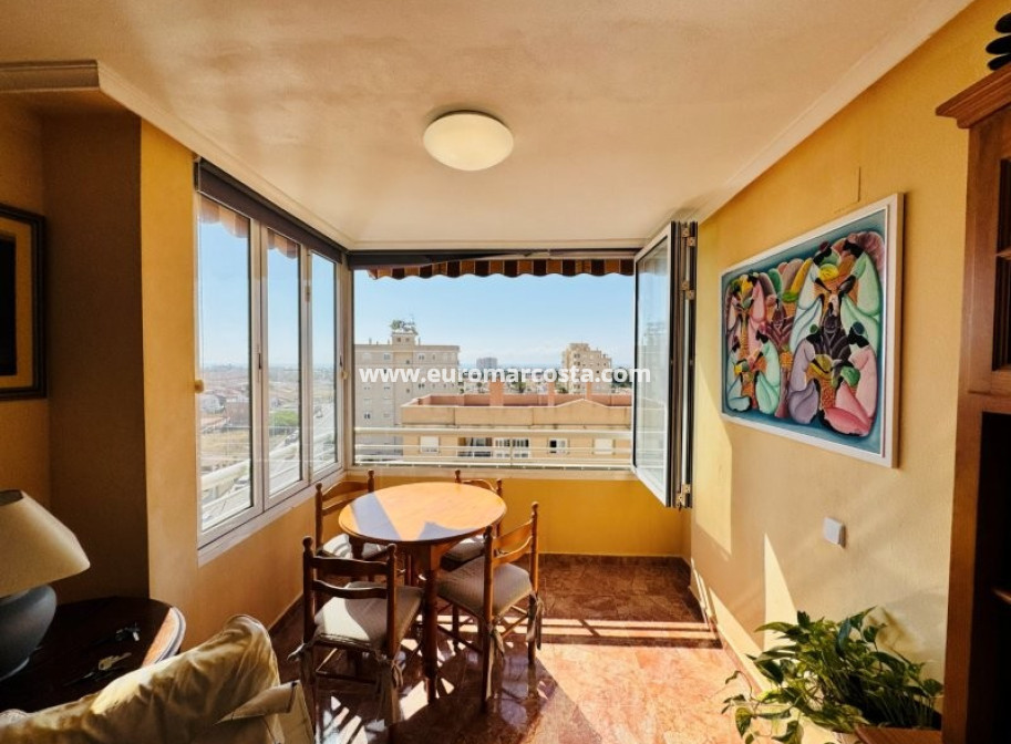 Objekte zum Wiederverkauf - Wohnung - Torrevieja - TORREVIEJA