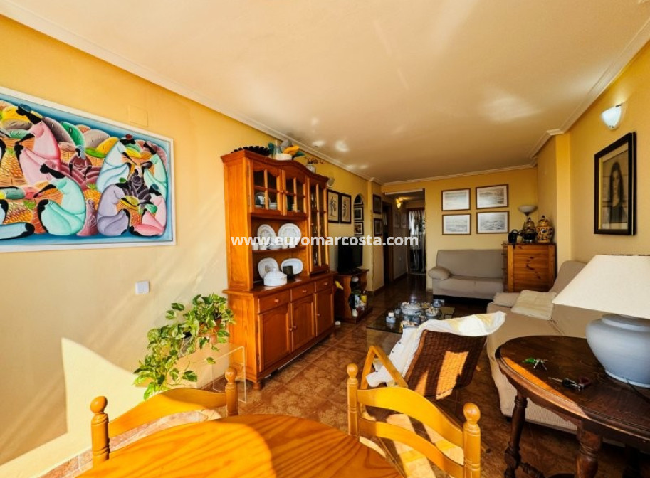 Objekte zum Wiederverkauf - Wohnung - Torrevieja - TORREVIEJA