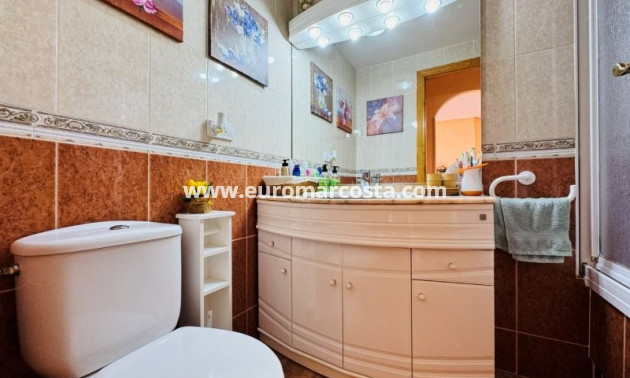 Objekte zum Wiederverkauf - Wohnung - Torrevieja - TORREVIEJA