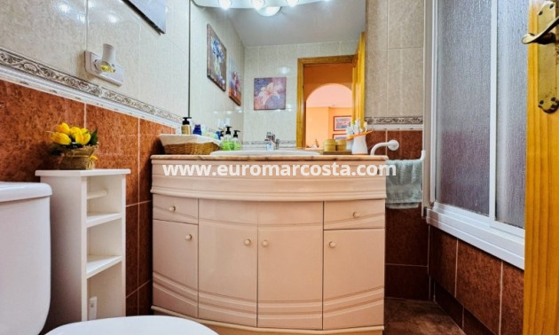 Objekte zum Wiederverkauf - Wohnung - Torrevieja - TORREVIEJA