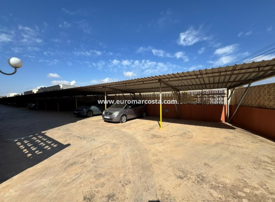 Objekte zum Wiederverkauf - Wohnung - Torrevieja - TORREVIEJA
