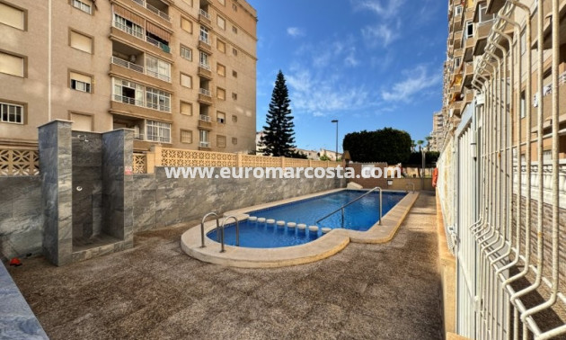 Objekte zum Wiederverkauf - Wohnung - Torrevieja - TORREVIEJA