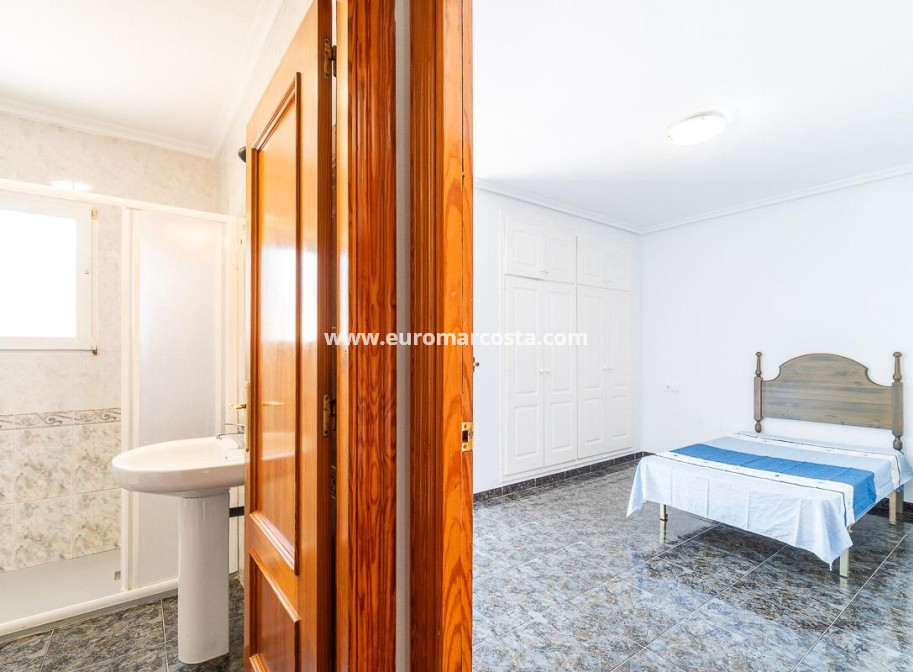 Venta - Semi - Orihuela Costa