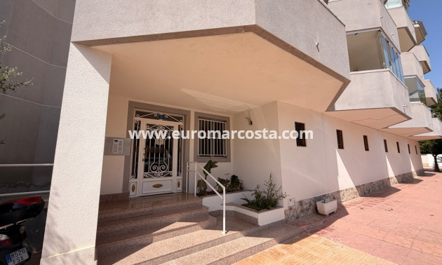 Objekte zum Wiederverkauf - Wohnung - Orihuela Costa