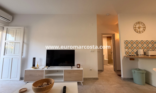 Objekte zum Wiederverkauf - Wohnung - Orihuela Costa