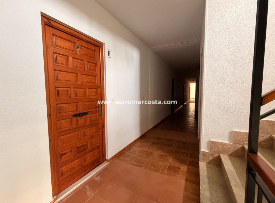 Objekte zum Wiederverkauf - Wohnung - Orihuela Costa