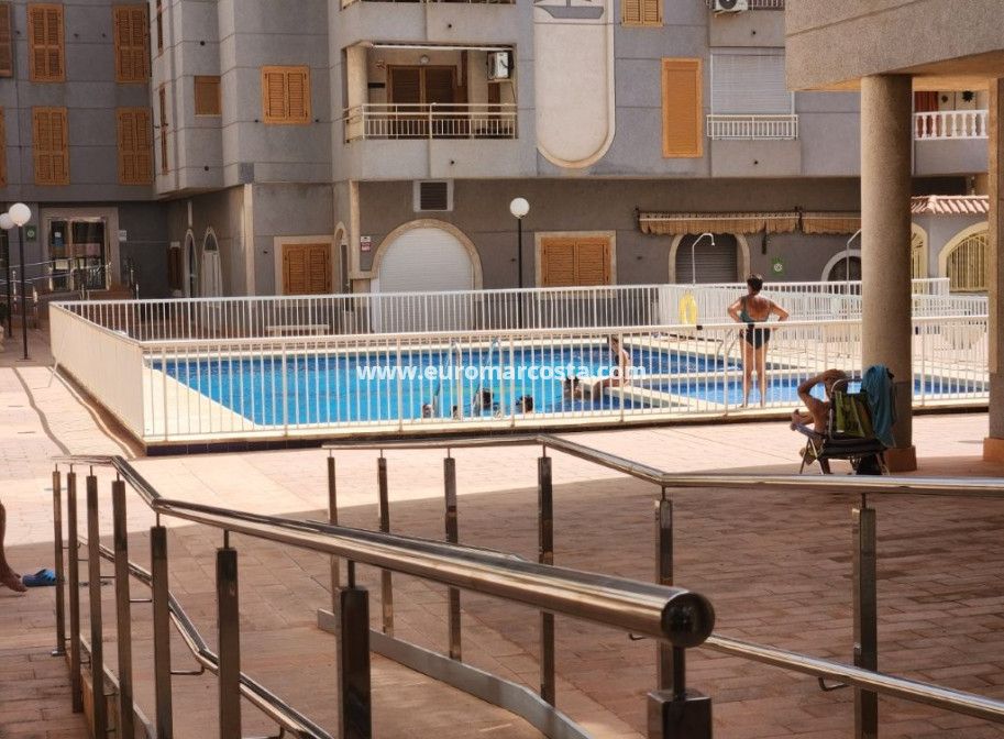 Venta - Apartamento / piso - Torrevieja - Playa del Acequión