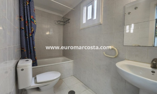 Venta - Apartamento / piso - Torrevieja - Playa del Acequión