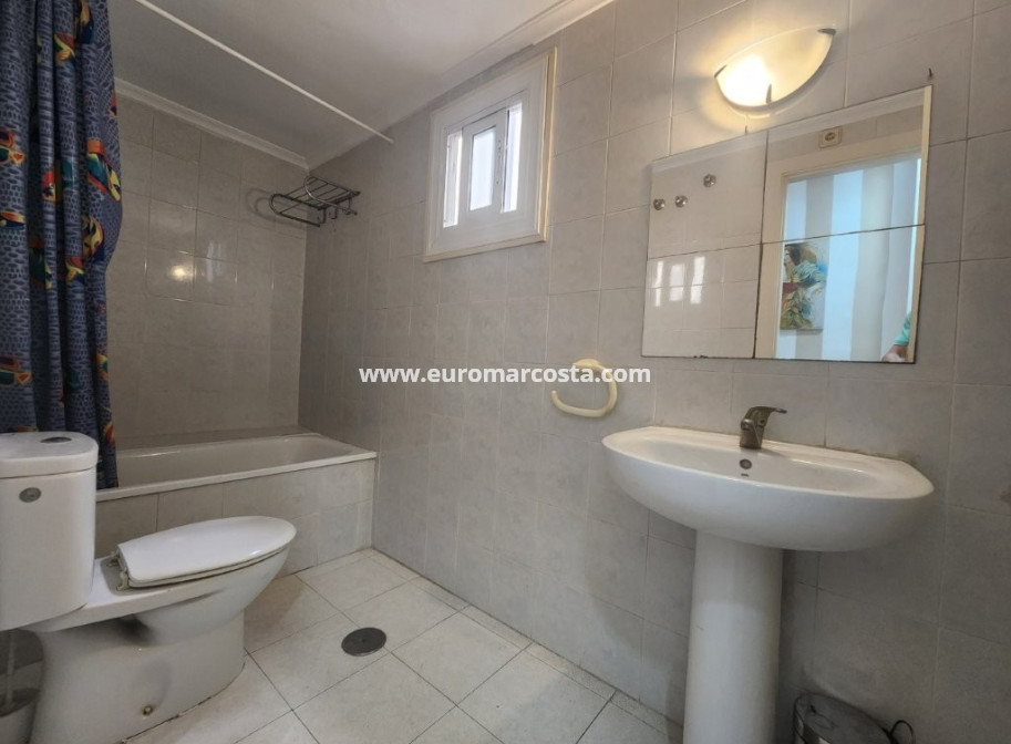 Venta - Apartamento / piso - Torrevieja - Playa del Acequión