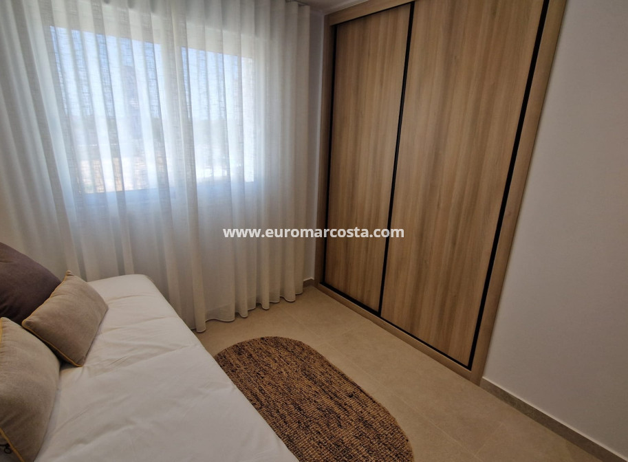 Nueva construcción  - low-bungalow - Pilar de la Horadada