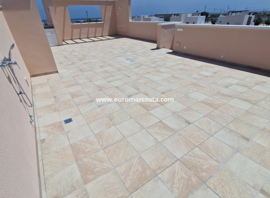 Nueva construcción  - low-bungalow - Pilar de la Horadada