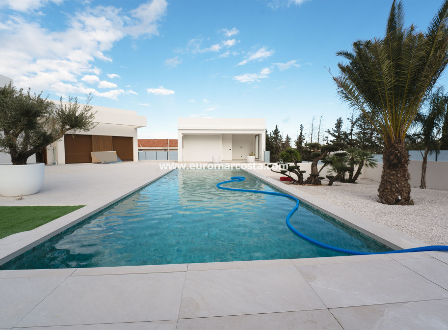 Nueva construcción  - detached - Benejúzar