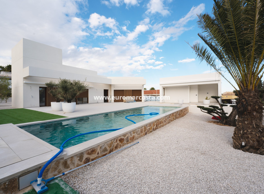 Nueva construcción  - detached - Benejúzar