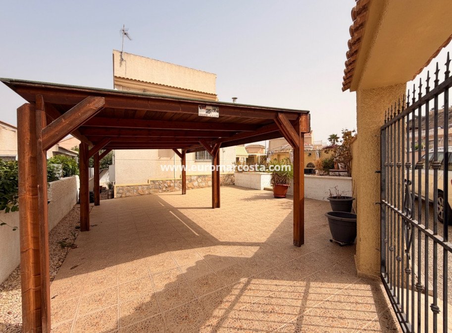 Objekte zum Wiederverkauf - Villa Detached - Benijofar - Benimar