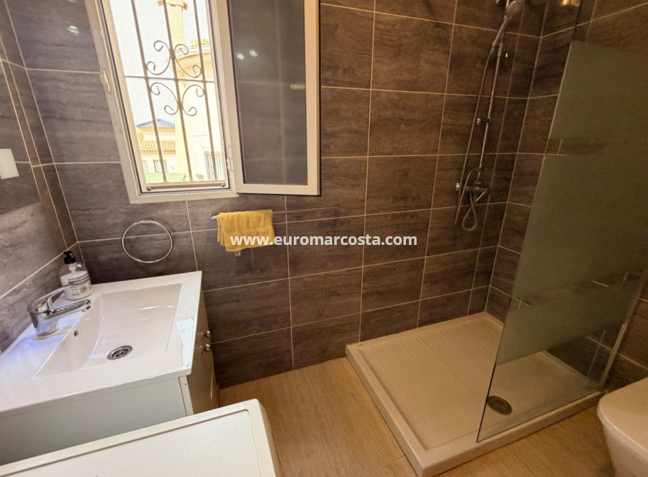 Objekte zum Wiederverkauf - Villa Detached - Benijofar - Benimar