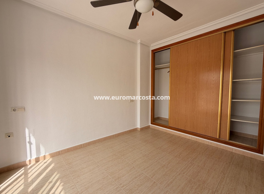Objekte zum Wiederverkauf - Villa Detached - Benijofar - Benimar