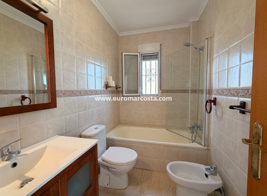 Objekte zum Wiederverkauf - Villa Detached - Benijofar - Benimar
