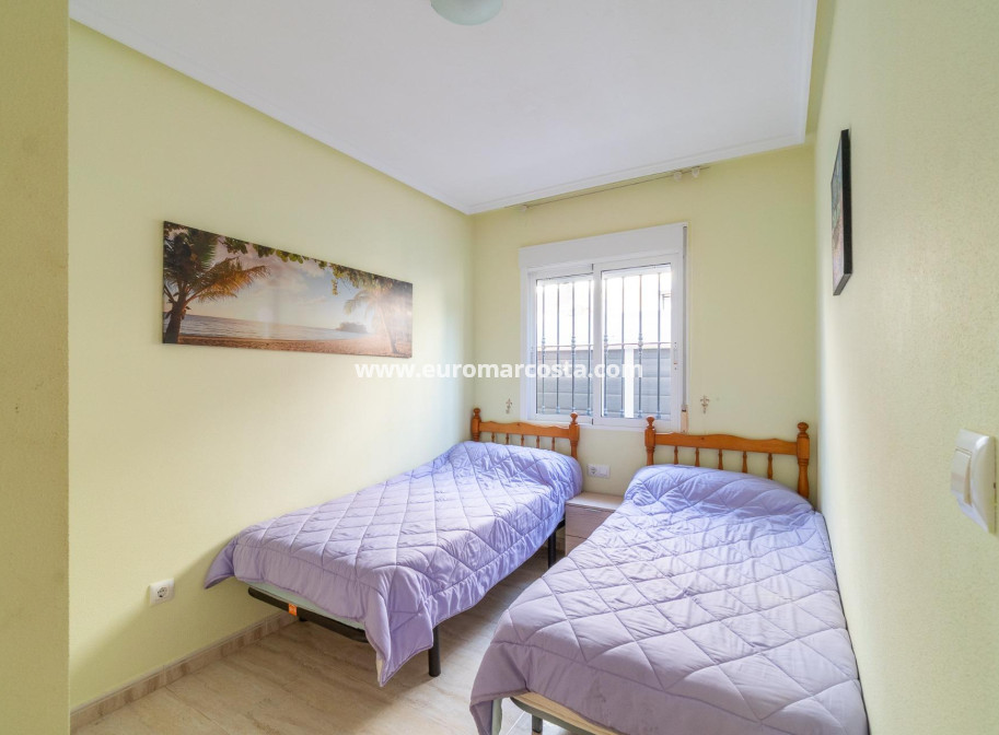 Objekte zum Wiederverkauf - Bungalow - Orihuela Costa