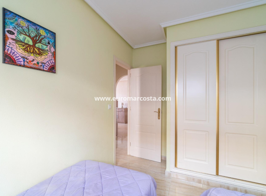 Objekte zum Wiederverkauf - Bungalow - Orihuela Costa