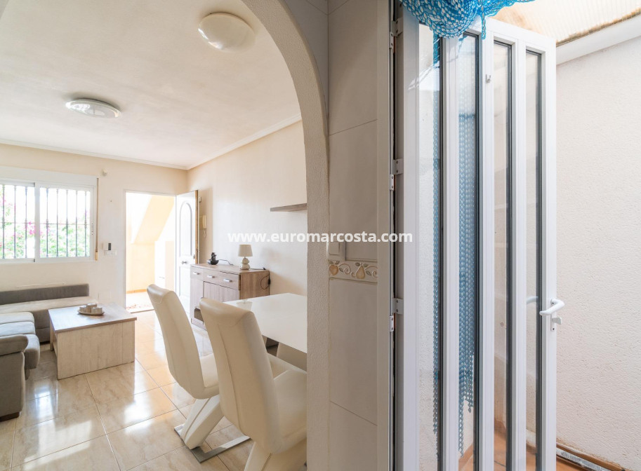 Objekte zum Wiederverkauf - Bungalow - Orihuela Costa