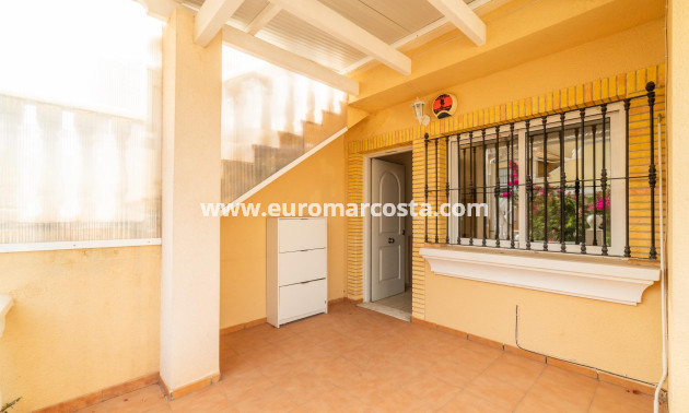Objekte zum Wiederverkauf - Bungalow - Orihuela Costa