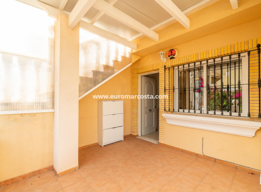Objekte zum Wiederverkauf - Bungalow - Orihuela Costa