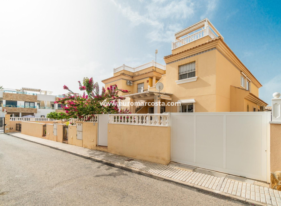 Objekte zum Wiederverkauf - Bungalow - Orihuela Costa