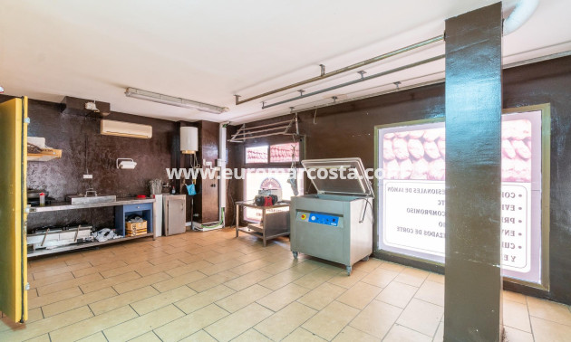 Objekte zum Wiederverkauf - Kommerziell - Torrevieja - TORREVIEJA