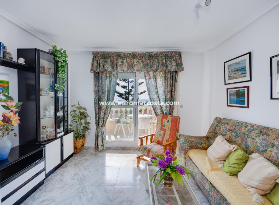Objekte zum Wiederverkauf - Wohnung - Torrevieja - TORREVIEJA