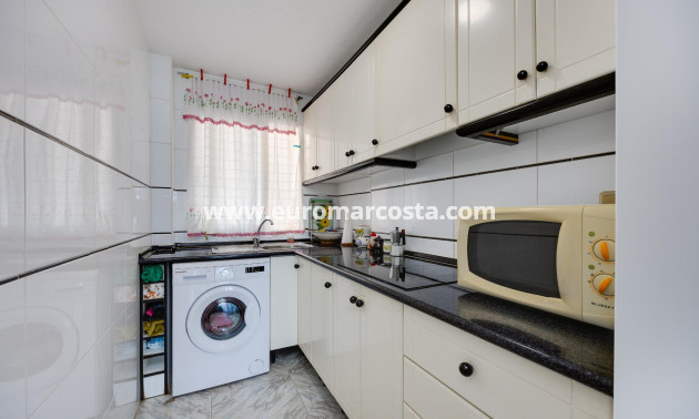 Objekte zum Wiederverkauf - Wohnung - Torrevieja - TORREVIEJA