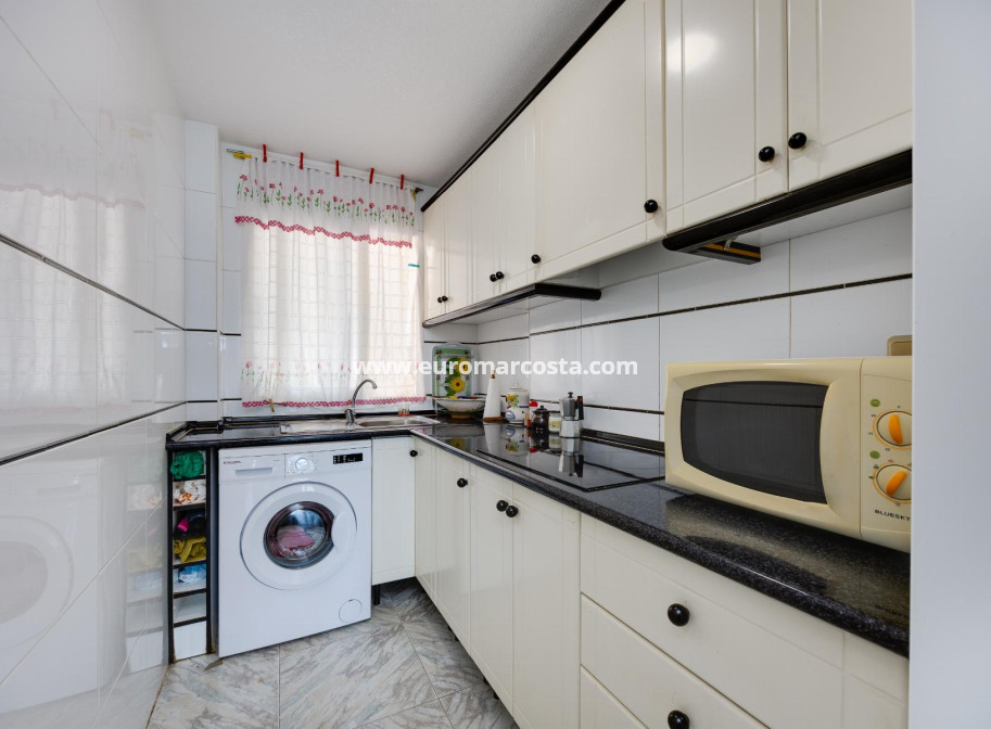 Objekte zum Wiederverkauf - Wohnung - Torrevieja - TORREVIEJA