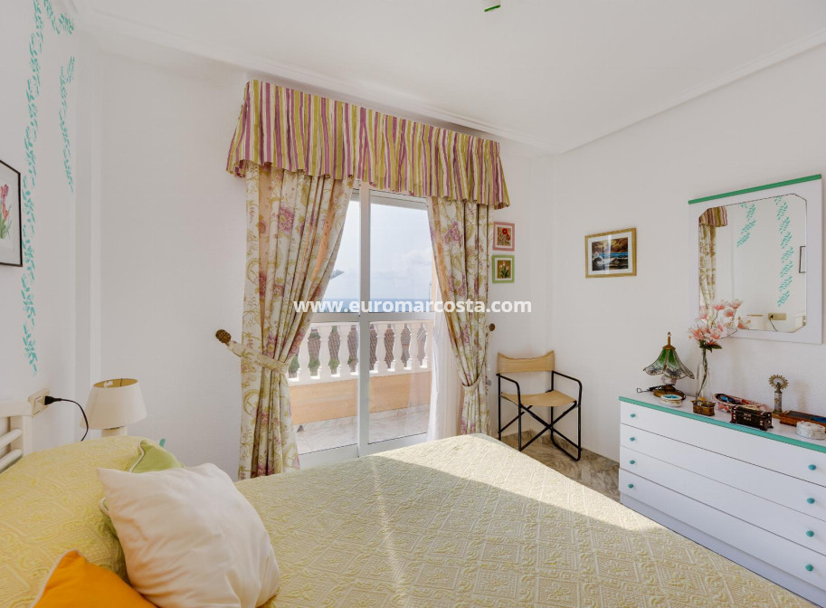 Objekte zum Wiederverkauf - Wohnung - Torrevieja - TORREVIEJA