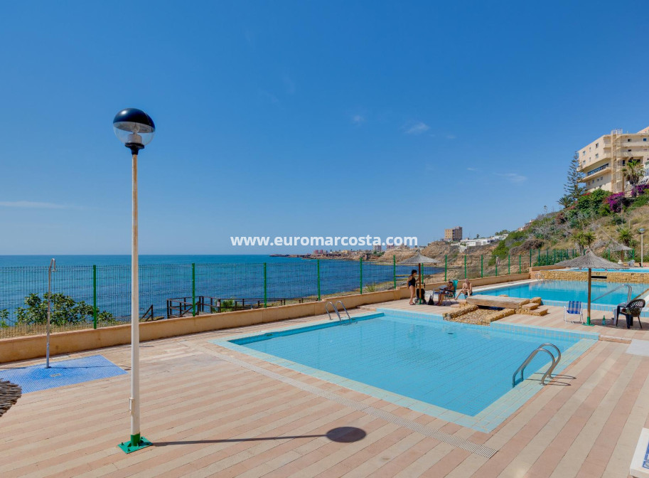 Objekte zum Wiederverkauf - Wohnung - Torrevieja - TORREVIEJA
