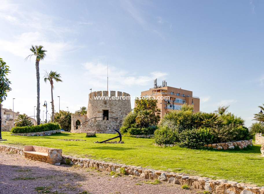 Objekte zum Wiederverkauf - Wohnung - Torrevieja - TORREVIEJA
