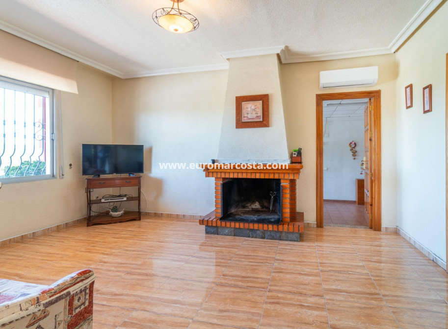 Venta - Casa - San Miguel de Salinas - Torremendo