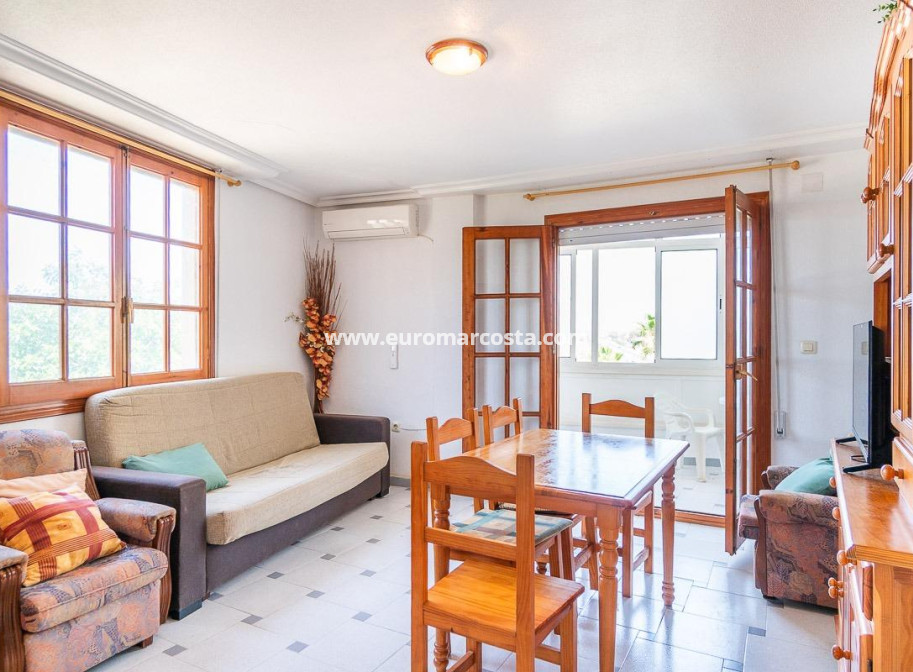 Objekte zum Wiederverkauf - Wohnung - Torrevieja - La Mata